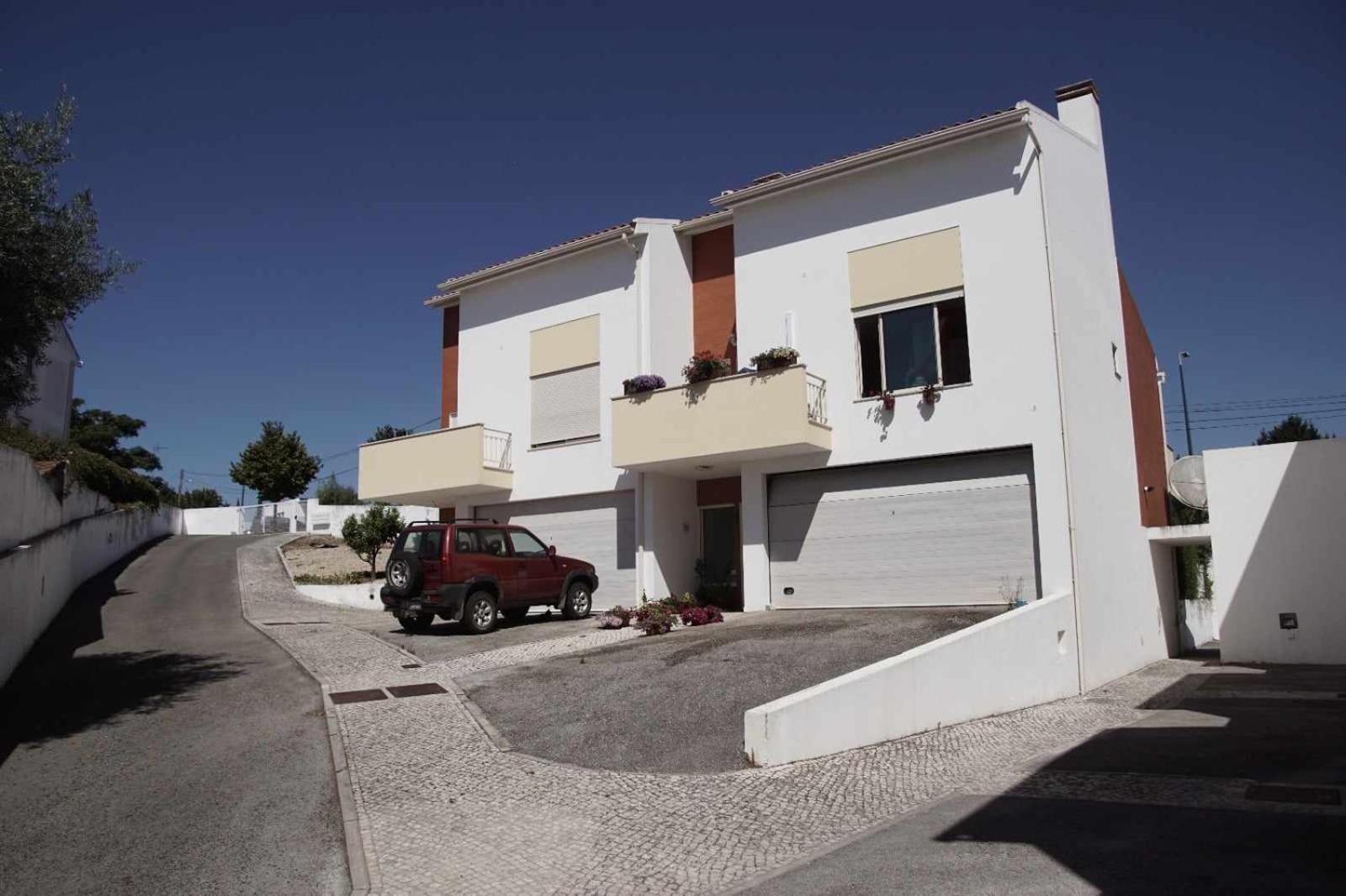 Quartos Confortaveis Em Casa Proximo Ao Mosteiro Batalha Kültér fotó